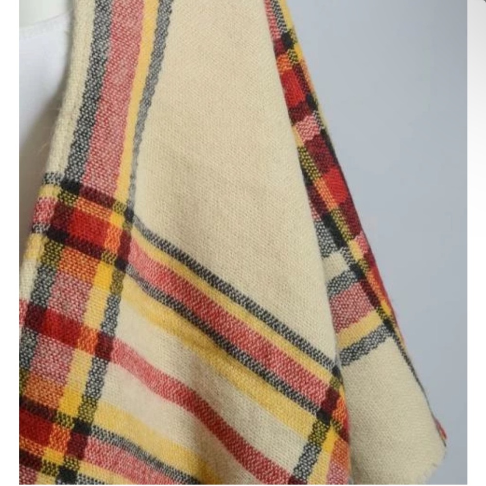 Plaid Multicolor Fringe Poncho - Picture 3 of 6